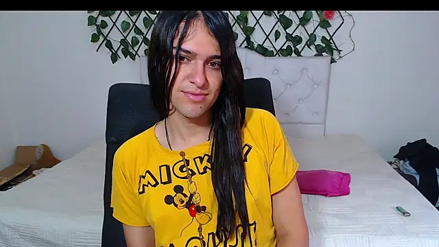 sweet1Girl online show from April 20, 2026, 12:08 pm