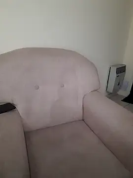 Snapshot of DianiQueenn chatting on December 2, 2025, 4:29 am DianiQueenn online show from December 2, 2025, 4:29 am