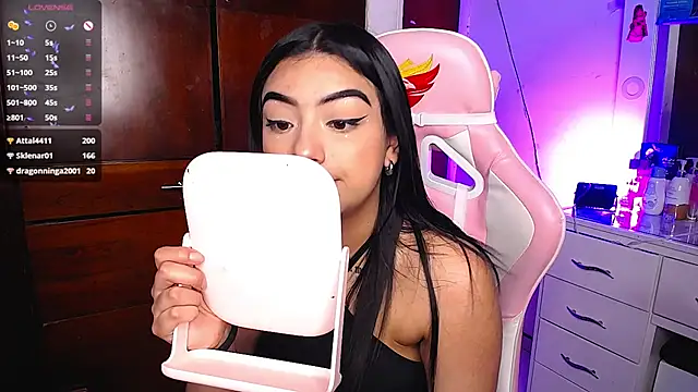 Snapshot of eva_six chatting on February 28, 2025, 7:46 pm eva six online show from February 28, 2025, 7:46 pm