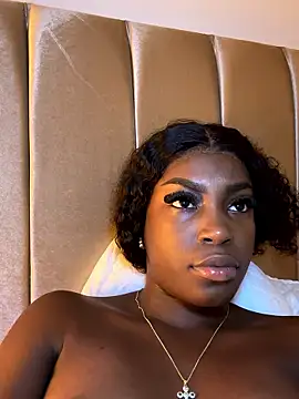 NaiaGils online show from January 14, 2026, 5:24 am