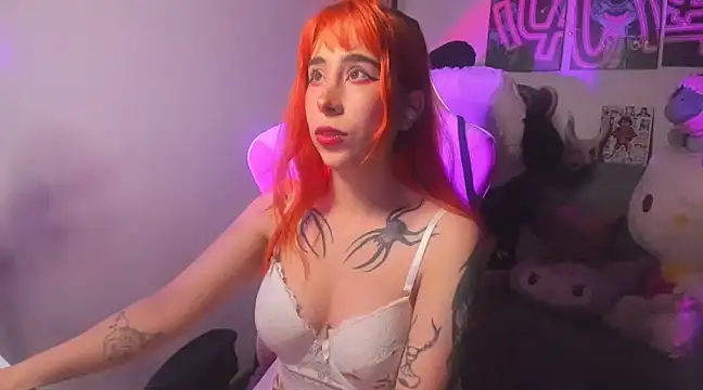 Snapshot of Waifu_Aika chatting on December 11, 2024, 8:15 am Waifu Aika online show from December 11, 2024, 8:15 am