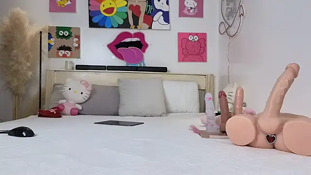 lyoun7 online show from October 20, 2025, 1:50 am