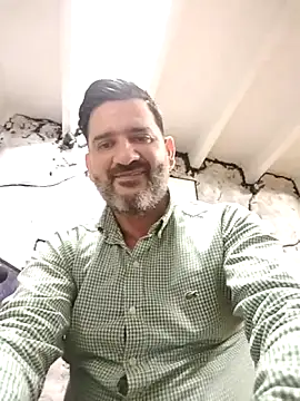 Snapshot of Maxi_TheBigDaddy chatting on February 16, 2026, 2:46 pm Maxi TheBigDaddy online show from February 16, 2026, 2:46 pm