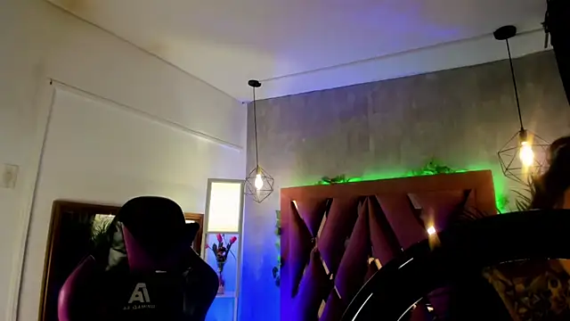 Snapshot of Megan_inked chatting on January 4, 2025, 2:56 am Megan inked online show from January 4, 2025, 2:56 am