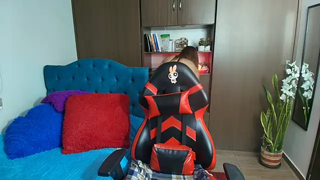 Snapshot of valeria_teiku chatting on December 18, 2025, 12:27 am valeria teiku online show from December 18, 2025, 12:27 am