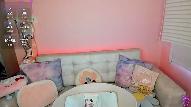 tinysara online show from March 20, 2026, 4:23 pm