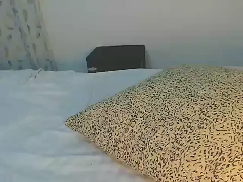 wetmypants online show from October 4, 2025, 8:45 am