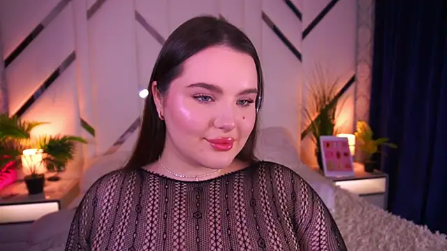 Snapshot of CuteAmberr chatting on January 13, 2026, 1:00 am CuteAmberr online show from January 13, 2026, 1:00 am