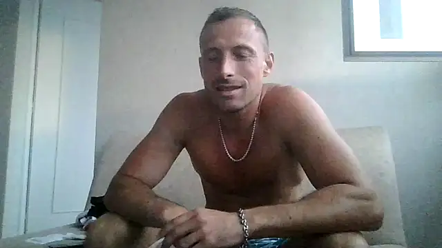 Snapshot of sebcucold chatting on May 29, 2026, 7:45 pm sebcucold online show from May 29, 2026, 7:45 pm
