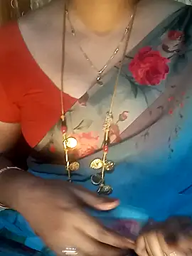 Snapshot of tuttifrutti17 chatting on December 4, 2024, 6:17 pm tuttifrutti17 online show from December 4, 2024, 6:17 pm