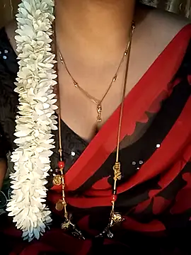 Snapshot of tuttifrutti17 chatting on February 21, 2025, 5:20 pm tuttifrutti17 online show from February 21, 2025, 5:20 pm