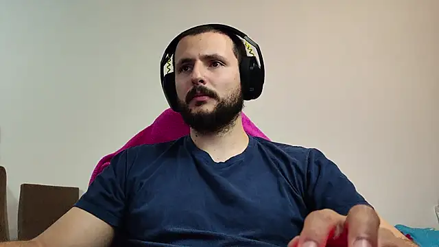 Snapshot of iurytx chatting on October 16, 2025, 8:37 am iurytx online show from October 16, 2025, 8:37 am