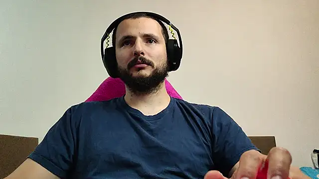 Snapshot of iurytx chatting on October 17, 2025, 7:11 am iurytx online show from October 17, 2025, 7:11 am