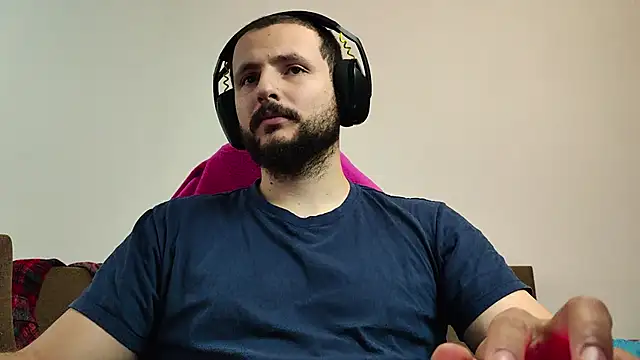 Snapshot of iurytx chatting on October 19, 2025, 8:59 am iurytx online show from October 19, 2025, 8:59 am