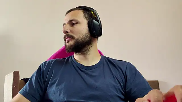 Snapshot of iurytx chatting on October 27, 2025, 12:09 pm iurytx online show from October 27, 2025, 12:09 pm