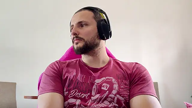 Snapshot of iurytx chatting on November 21, 2025, 5:33 pm iurytx online show from November 21, 2025, 5:33 pm