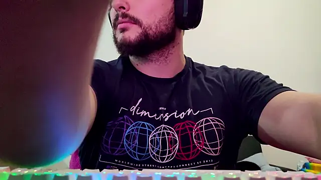 Snapshot of iurytx chatting on November 26, 2025, 11:17 pm iurytx online show from November 26, 2025, 11:17 pm