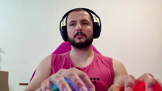 Snapshot of iurytx chatting on November 30, 2025, 10:58 pm iurytx online show from November 30, 2025, 10:58 pm