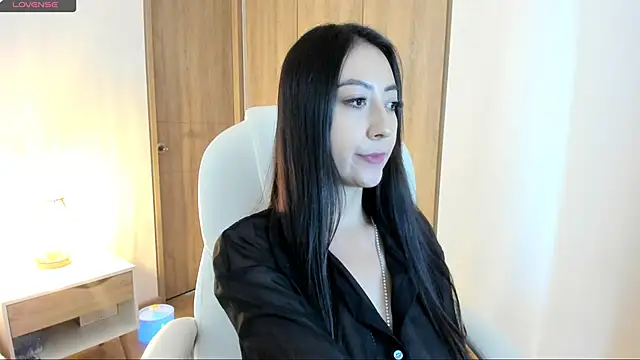 sophie connors online show from April 28, 2026, 1:16 pm
