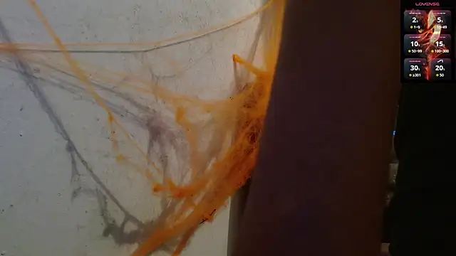 Snapshot of toxxxic_cams chatting on October 27, 2025, 9:13 am toxxxic cams online show from October 27, 2025, 9:13 am