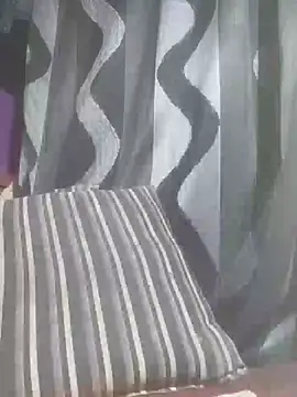 Hailey BaileyXYZ online show from December 11, 2024, 8:28 pm