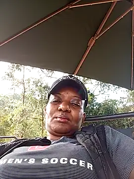 Hailey BaileyXYZ online show from March 29, 2026, 1:00 pm