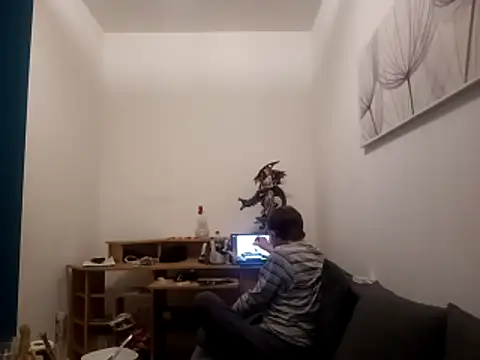 Snapshot of Ebinator666 chatting on January 30, 2025, 2:27 am Ebinator666 online show from January 30, 2025, 2:27 am