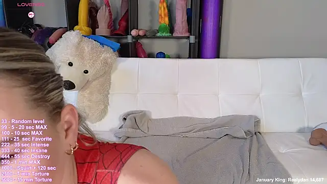 hayleex x online show from January 8, 2026, 9:55 am