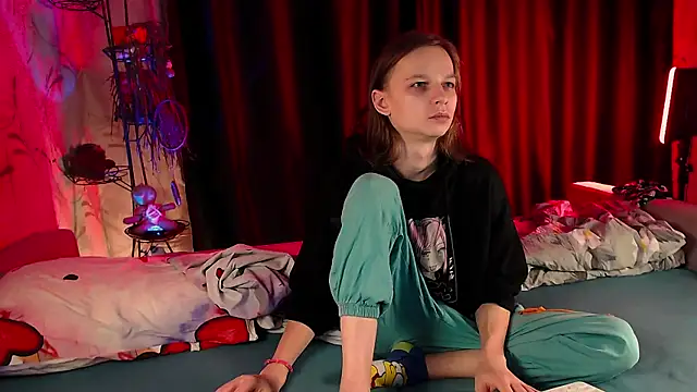 Frank Fraer online show from December 19, 2024, 9:51 am