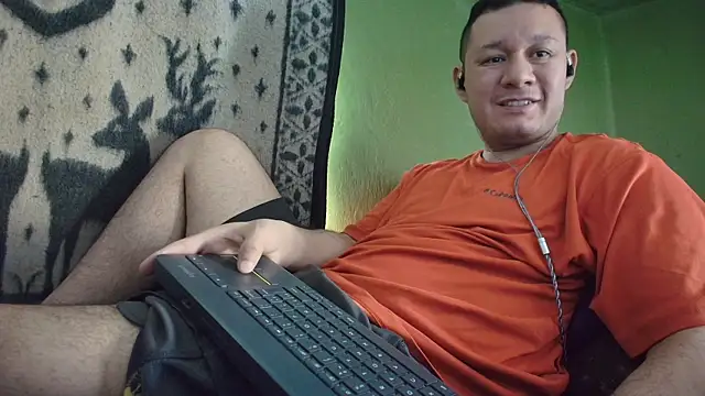 sweet cock28 online show from April 13, 2026, 3:17 pm