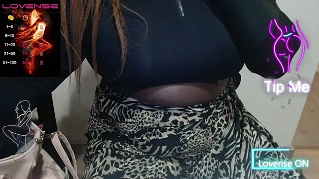 Snapshot of Thepanthera chatting on March 11, 2025, 6:19 pm Thepanthera online show from March 11, 2025, 6:19 pm