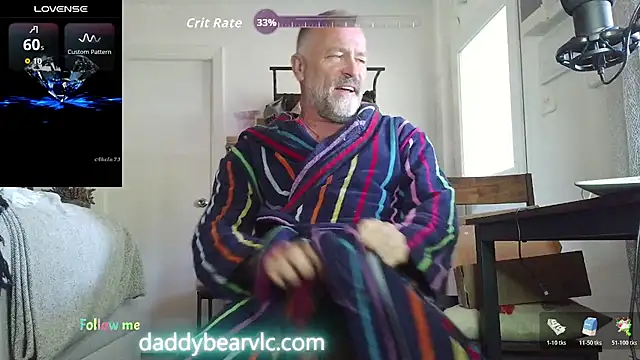 Snapshot of DaddybearVLC chatting on November 25, 2025, 12:27 pm DaddybearVLC online show from November 25, 2025, 12:27 pm