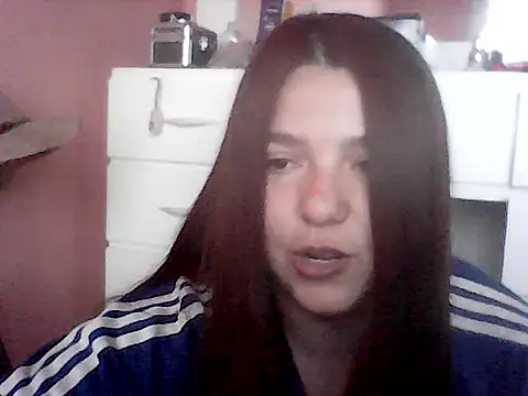 Oxitocina2000 online show from November 20, 2025, 8:08 pm