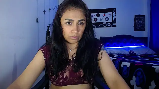 Snapshot of pinky_violeta chatting on December 29, 2024, 10:36 pm pinky violeta online show from December 29, 2024, 10:36 pm