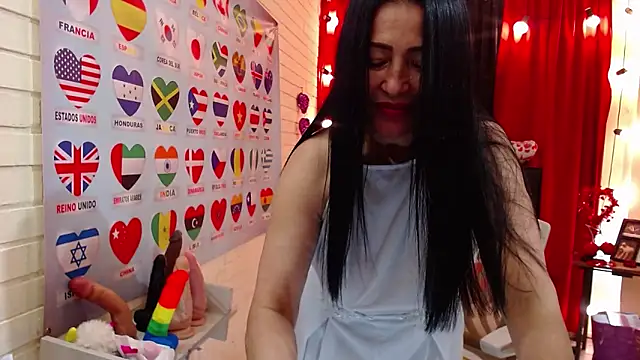 Sarah teiku online show from January 13, 2025, 9:31 pm