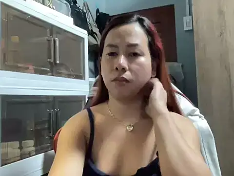 UrLove Marga online show from January 13, 2026, 10:48 pm