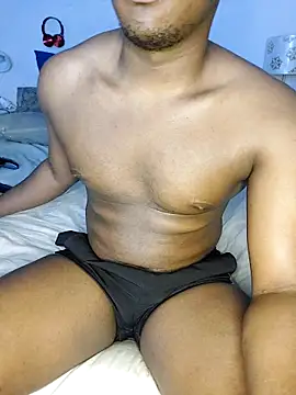 Snapshot of _MAC24k chatting on April 3, 2026, 9:57 pm MAC24k online show from April 3, 2026, 9:57 pm