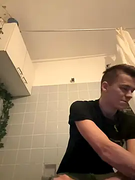 Toyjungee online show from September 22, 2025, 7:05 pm