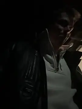 Toyjungee online show from October 4, 2025, 7:23 pm