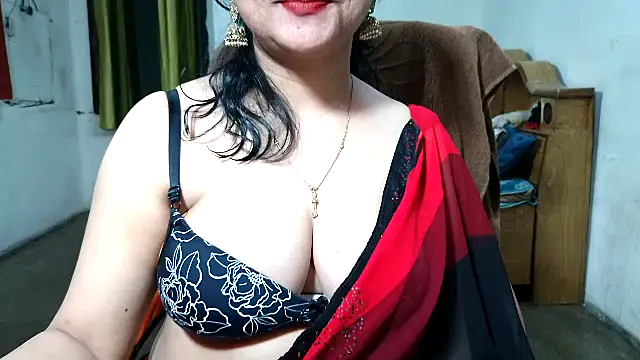 Cute Mahi22 online show from November 21, 2025, 5:50 am