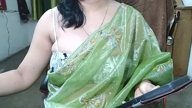 Cute Mahi22 online show from January 19, 2026, 7:01 am