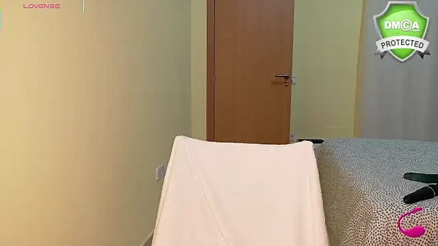 Susycachonda1 online show from November 17, 2025, 4:24 pm