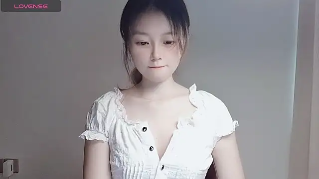 Snapshot of VaerySaenz chatting on March 9, 2025, 6:39 am VaerySaenz online show from March 9, 2025, 6:39 am