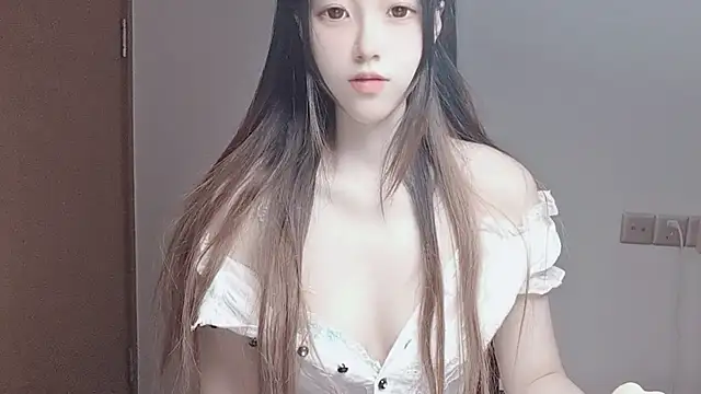 Snapshot of VaerySaenz chatting on November 11, 2025, 2:55 am VaerySaenz online show from November 11, 2025, 2:55 am