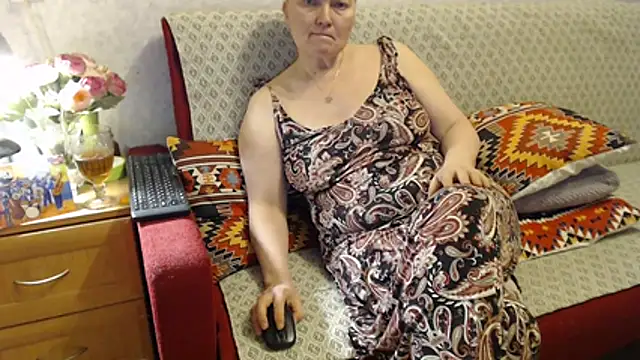 Snapshot of zarinafonliberman chatting on February 20, 2026, 4:07 pm zarinafonliberman online show from February 20, 2026, 4:07 pm