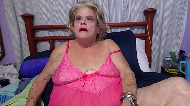 BigClitMelody online show from October 30, 2025, 2:13 am