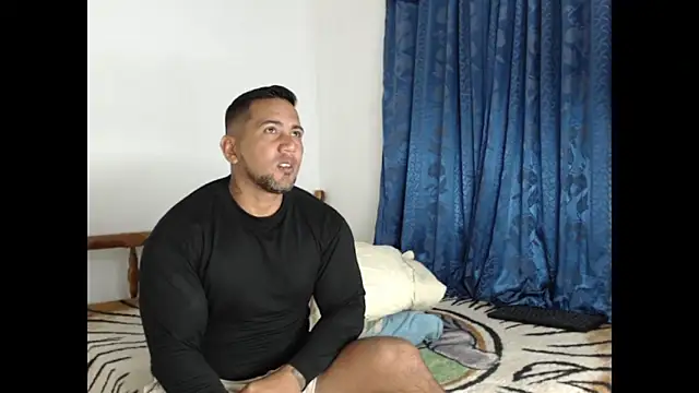 Snapshot of lover_1994 chatting on January 23, 2025, 9:08 am lover 1994 online show from January 23, 2025, 9:08 am