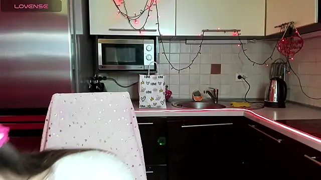 TayanaJons online show from February 14, 2025, 7:49 am