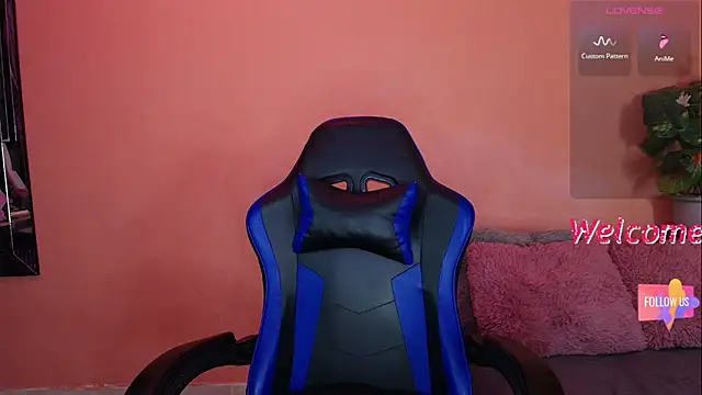 Snapshot of GiordanaPinoo chatting on December 15, 2025, 11:31 pm GiordanaPinoo online show from December 15, 2025, 11:31 pm