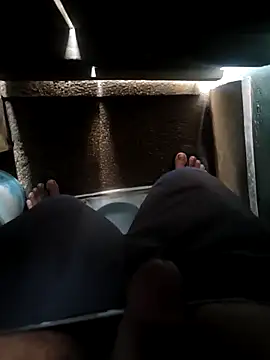 shubham7271 online show from December 18, 2025, 6:08 am